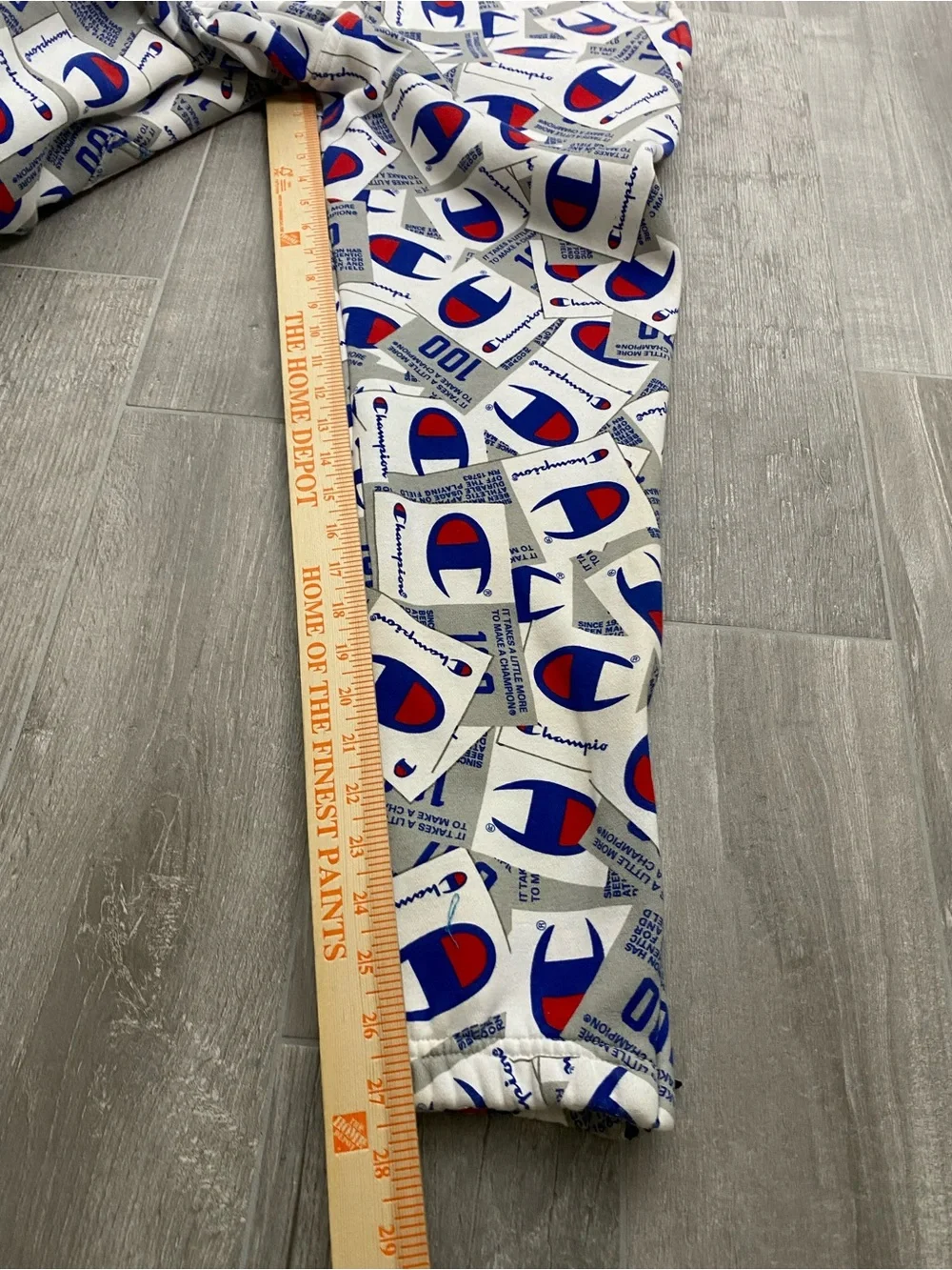 Champion Super Fleece 3.0 Overall an all-over jock tag print unisex size M - Picture 9 of 14